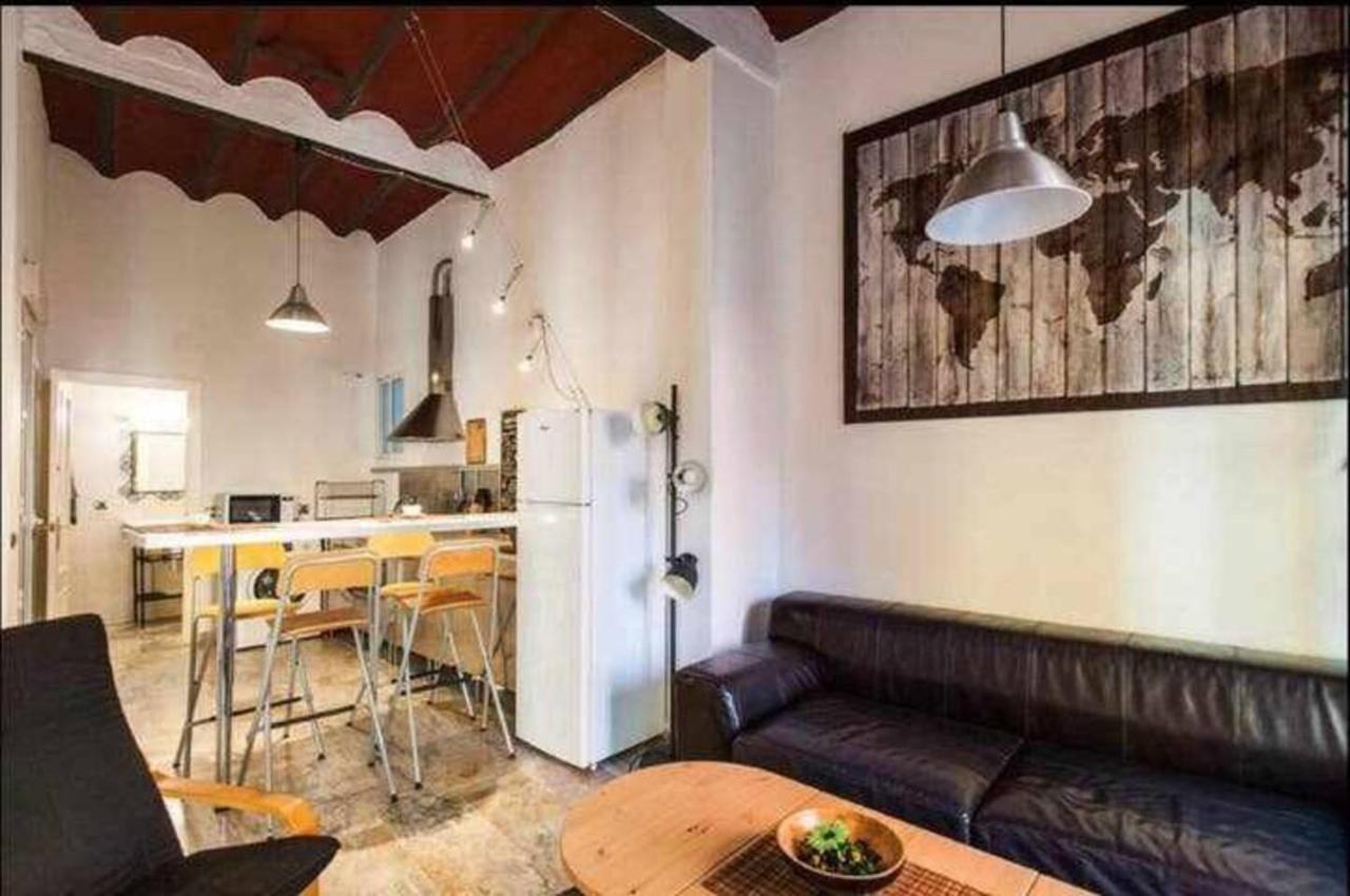 10 Min Walk To Giralda And Rooftop Sevilla Bagian luar foto